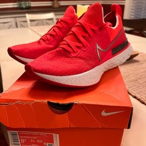 Women’s Nike React Infinity Run FK size 8.5 Red